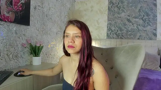 Snapshot of Arianaa_collins chatting on November 5, 11:43 am Arianaa collins online show from November 5, 11:43 am