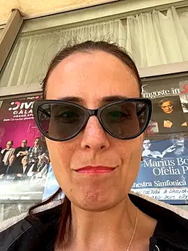 Snapshot of NataKitten chatting on October 17, 7:11 am NataKitten online show from October 17, 7:11 am