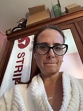 Snapshot of NataKitten chatting on October 29, 11:01 am NataKitten online show from October 29, 11:01 am