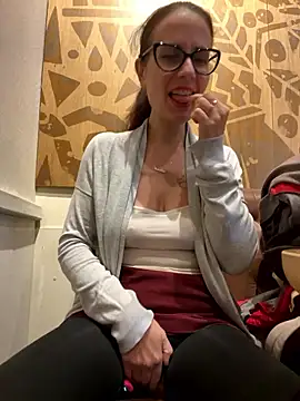 NataKitten online show from January 10, 6:37 am