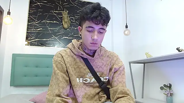 Patrick Rango online show from March 16, 3:34 am