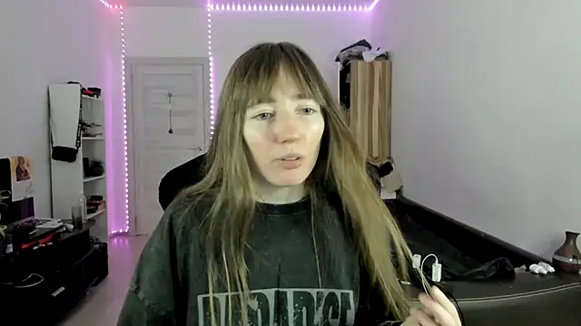 Snapshot of bekkawell chatting on November 16, 4:12 pm bekkawell online show from November 16, 4:12 pm