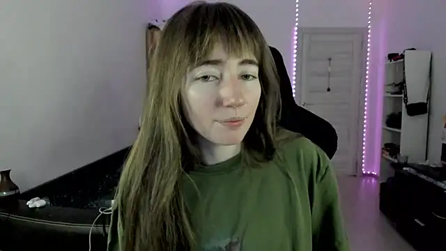 Snapshot of bekkawell chatting on December 1, 1:49 pm bekkawell online show from December 1, 1:49 pm