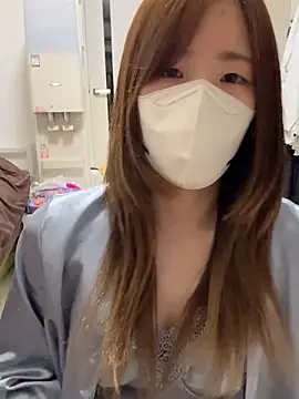 Snapshot of daiyo_kai_Gutara chatting on November 10, 1:43 pm daiyo kai Gutara online show from November 10, 1:43 pm