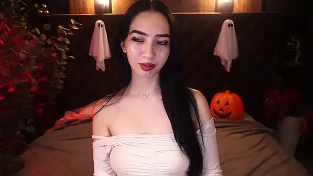 WildKittenX  online show from October 30, 6:48 am