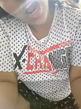 Snapshot of pallu_telgu_kannada chatting on March 11, 5:57 pm pallu telgu kannada online show from March 11, 5:57 pm