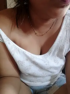 Snapshot of pallu_telgu_kannada chatting on October 17, 7:00 am pallu telgu kannada online show from October 17, 7:00 am