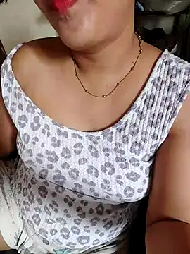 Snapshot of pallu_telgu_kannada chatting on December 5, 6:44 am pallu telgu kannada online show from December 5, 6:44 am