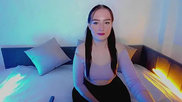 Snapshot of LinaFlawless chatting on March 3, 1:53 am LinaFlawless online show from March 3, 1:53 am