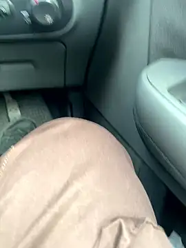 Snapshot of Smallcoco26 chatting on January 7, 9:56 am Smallcoco26 online show from January 7, 9:56 am