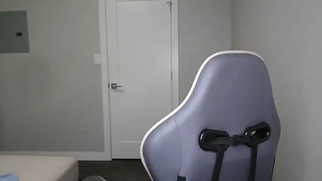 kurvibabe online show from March 15, 7:20 pm