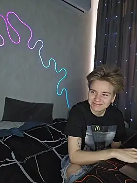 Jean Wilsons online show from March 6, 11:17 am