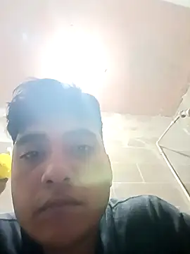 crisssalazar online show from March 18, 10:46 am