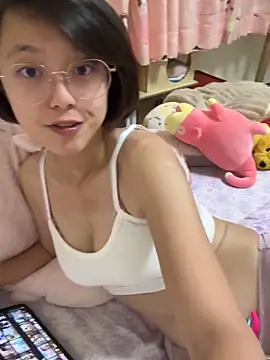 ladypaggy online show from May 6, 4:56 pm