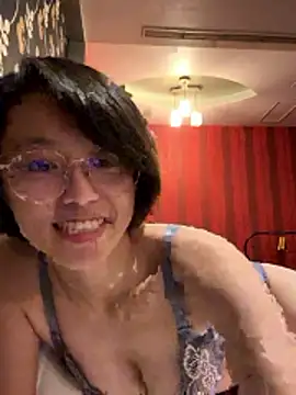 ladypaggy online show from May 10, 6:51 am