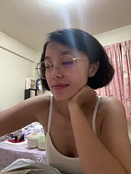 ladypaggy online show from May 21, 6:26 pm