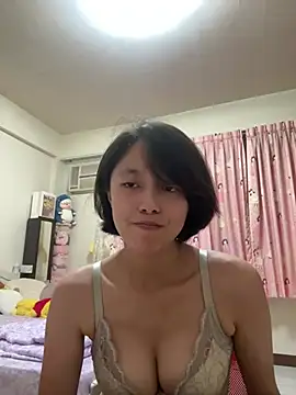 ladypaggy online show from May 26, 3:41 pm