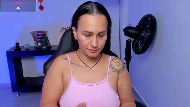 Sara Charmy online show from June 20, 10:29 am