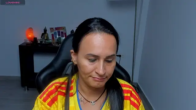 Sara Charmy online show from July 7, 11:20 pm