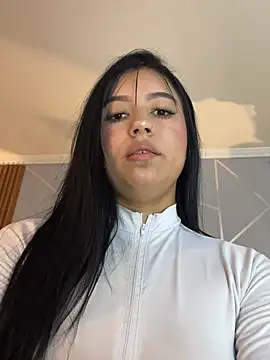i sabella 25 online show from April 29, 5:44 am