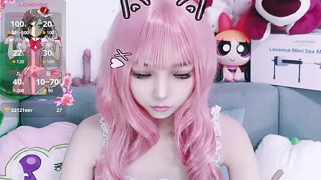 Snapshot of chenenna7 chatting on December 4, 2:15 pm chenenna7 online show from December 4, 2:15 pm