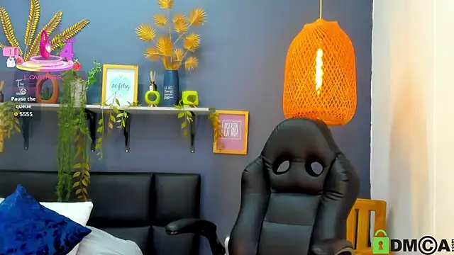 yessila parker online show from January 14, 10:54 am