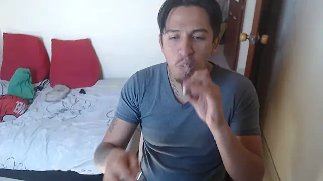 amelia noe online show from February 27, 3:45 pm