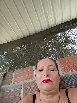 Sexy-Woman-Mature online show from May 30, 1:19 pm