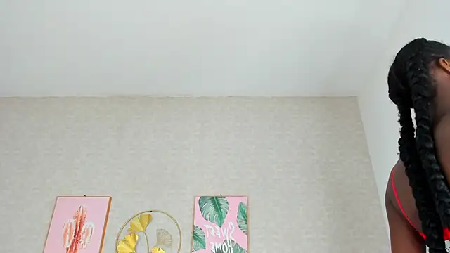 SamantaMarquez online show from April 21, 3:35 am