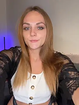 OCTAPUSSY2000 online show from November 9, 8:29 pm