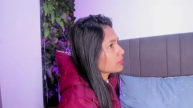 Fernanda liie  online show from March 14, 12:21 pm