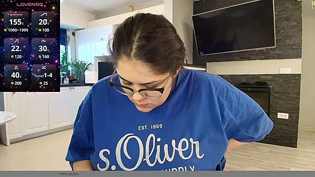 Snapshot of Layla- chatting on February 21, 10:50 am Layla- online show from February 21, 10:50 am