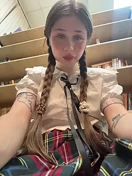 melicious  online show from December 2, 6:19 am