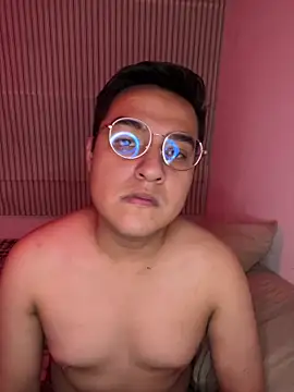 GoodBoy19 online show from March 18, 2:47 am