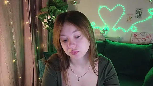 meow mellie online show from October 3, 2:08 am