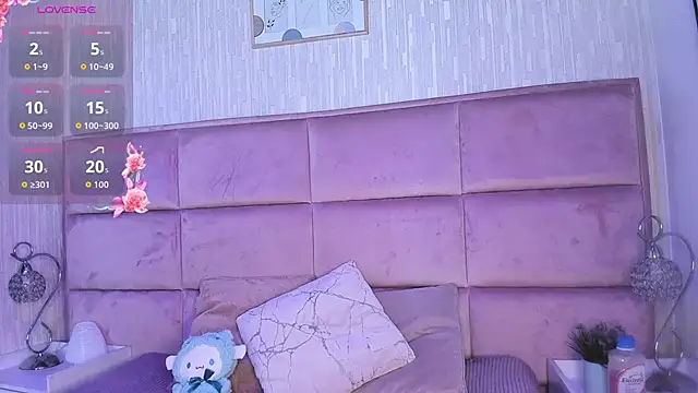 Snapshot of Marianna_Ray_ chatting on November 21, 9:24 pm Marianna Ray online show from November 21, 9:24 pm