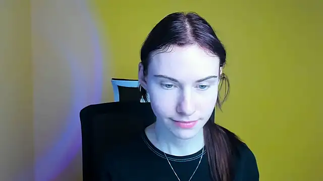 Fiona Night online show from March 12, 3:18 pm