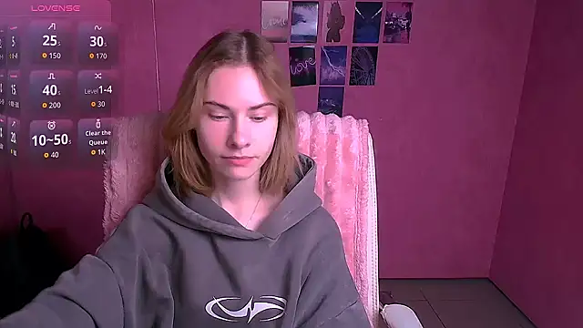 Fiona Night online show from February 23, 6:33 am