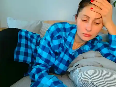 Snapshot of Irina9793 chatting on May 11, 9:15 am Irina9793 online show from May 11, 9:15 am