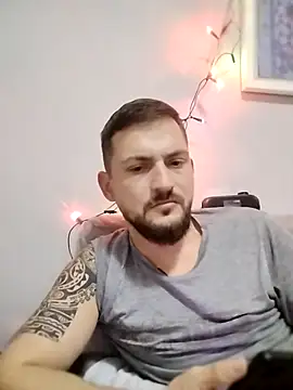 iurinicola online show from December 3, 10:19 pm