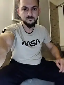 iurinicola online show from February 15, 7:43 pm