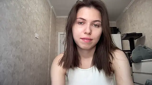 Snapshot of YourrAngelllll chatting on February 28, 10:41 am YourrAngelllll online show from February 28, 10:41 am