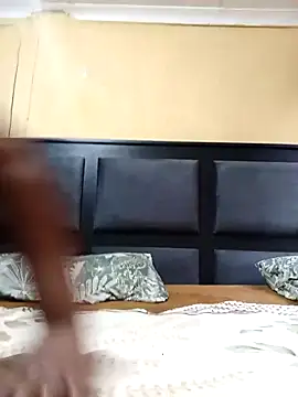 JuicyMilkyTizzy online show from March 6, 8:44 am