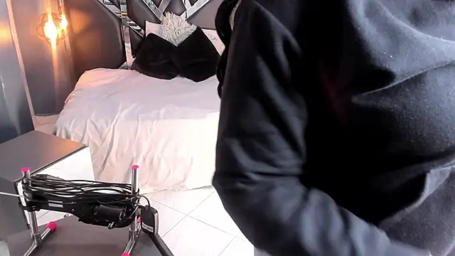 Melissa 23  online show from September 24, 2:48 am