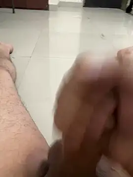 Snapshot of harddick_7271 chatting on December 4, 1:20 pm harddick 7271 online show from December 4, 1:20 pm