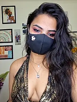 Snapshot of Noor-Bold chatting on December 17, 1:44 am Noor-Bold online show from December 17, 1:44 am