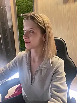 Snapshot of amorearte_m chatting on March 18, 11:09 pm amorearte m online show from March 18, 11:09 pm