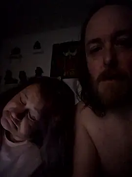 Snapshot of SpnzTnT chatting on January 16, 3:43 am SpnzTnT online show from January 16, 3:43 am