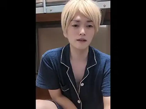 Snapshot of mgnhiroyuki chatting on July 5, 5:36 am mgnhiroyuki online show from July 5, 5:36 am