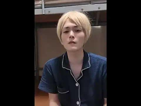 Snapshot of mgnhiroyuki chatting on July 10, 5:26 pm mgnhiroyuki online show from July 10, 5:26 pm